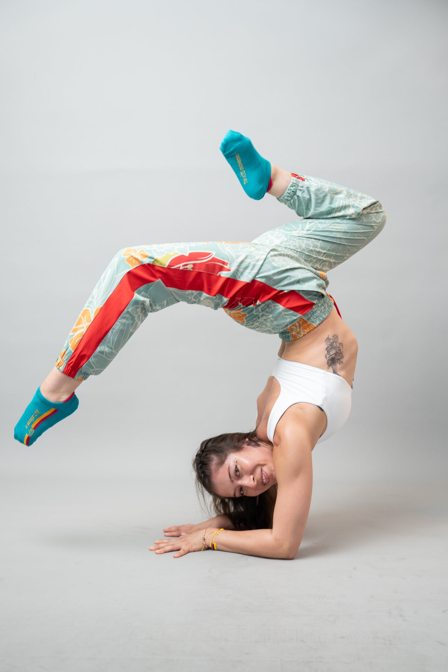 Aleja - Sports Pants – Retro Bloom Edition