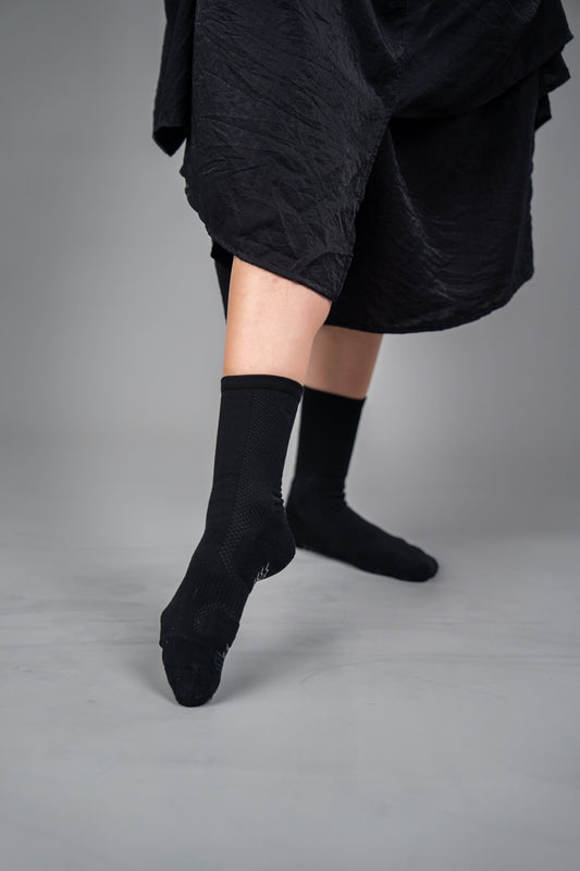 Liquorice Black- Dance Grip Socks
