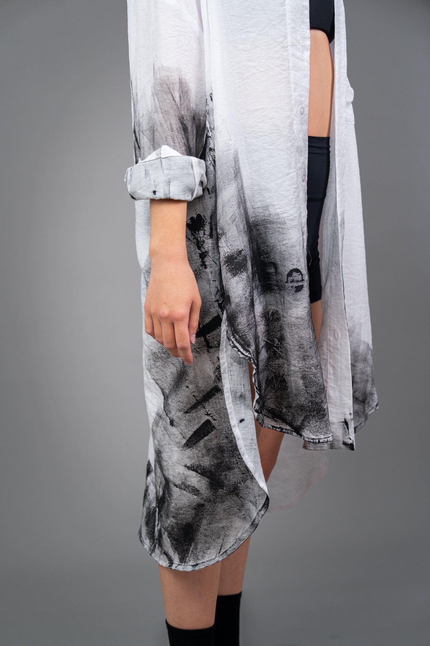 Eclipse Inku - Oversized Linen Shirt