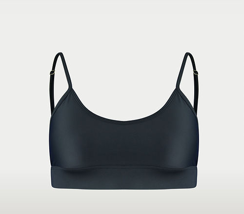 Reem Minimalist Top